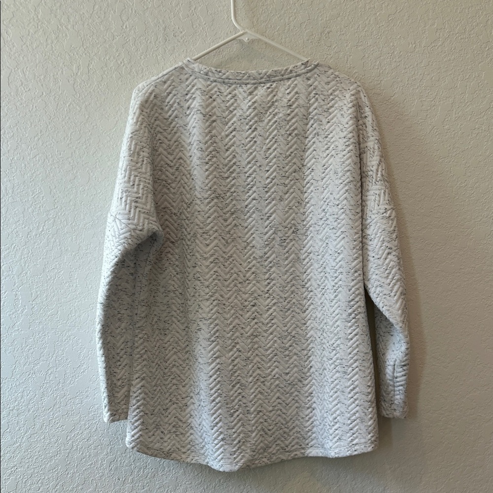Women's Crew Neck Sweater - White - Picture 5 of 9